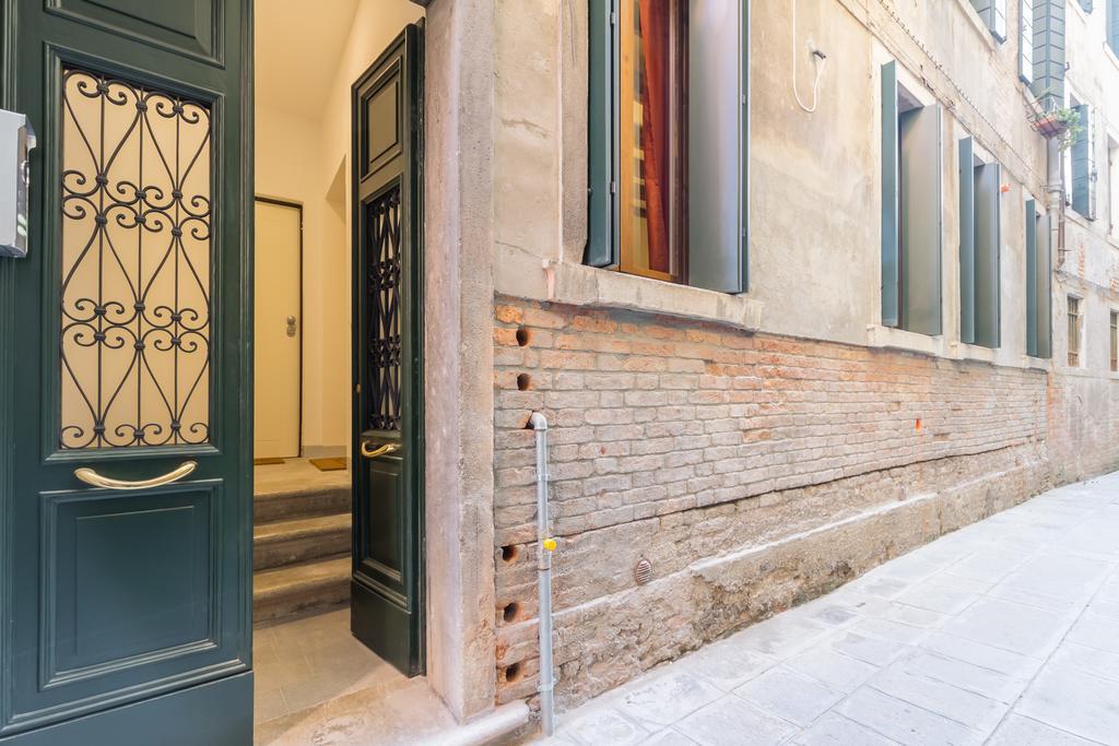San Stae Charming Apartment Gran Canal Veneţia Exterior foto